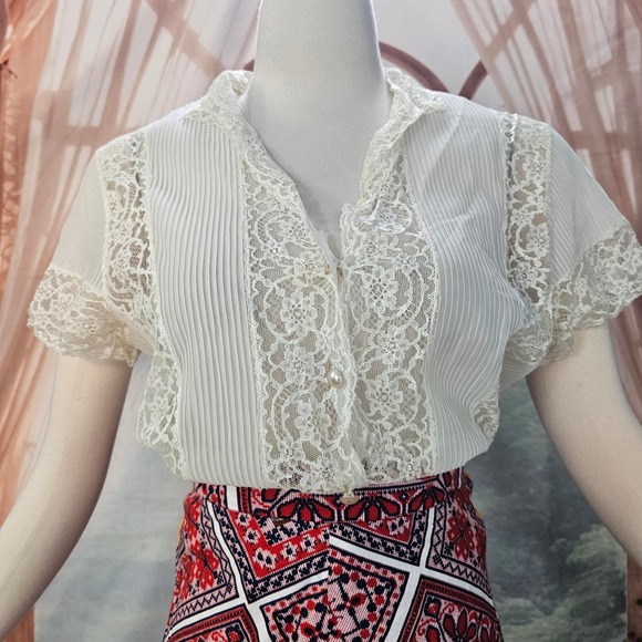 Jami Originals Tops - Vintage 1960's Jami Originals Ivory Lace Blouse Pearl Button Short Sleeve Top